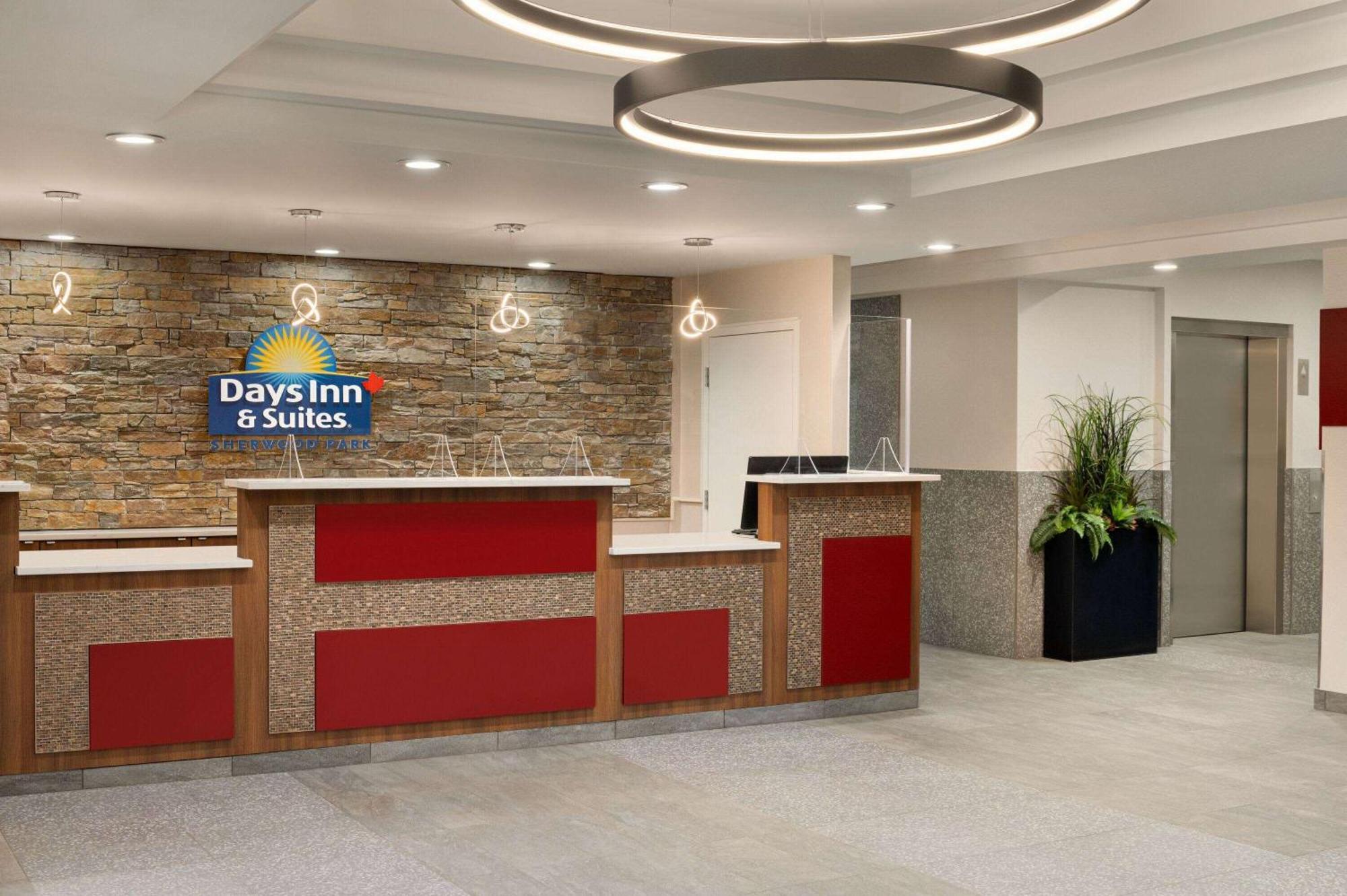 Days Inn & Suites By Wyndham Sherwood Park Edmonton Exterior foto